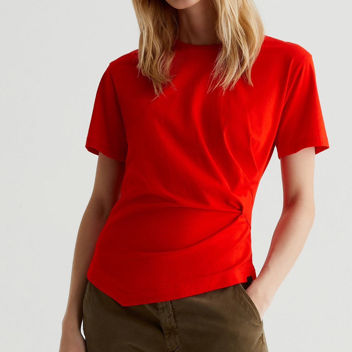OEM/ODM Custom Red Women's Asymmetrical Draped Crewneck Tee - Stretch-Blend Jersey, Side Pleats, Uneven Hem