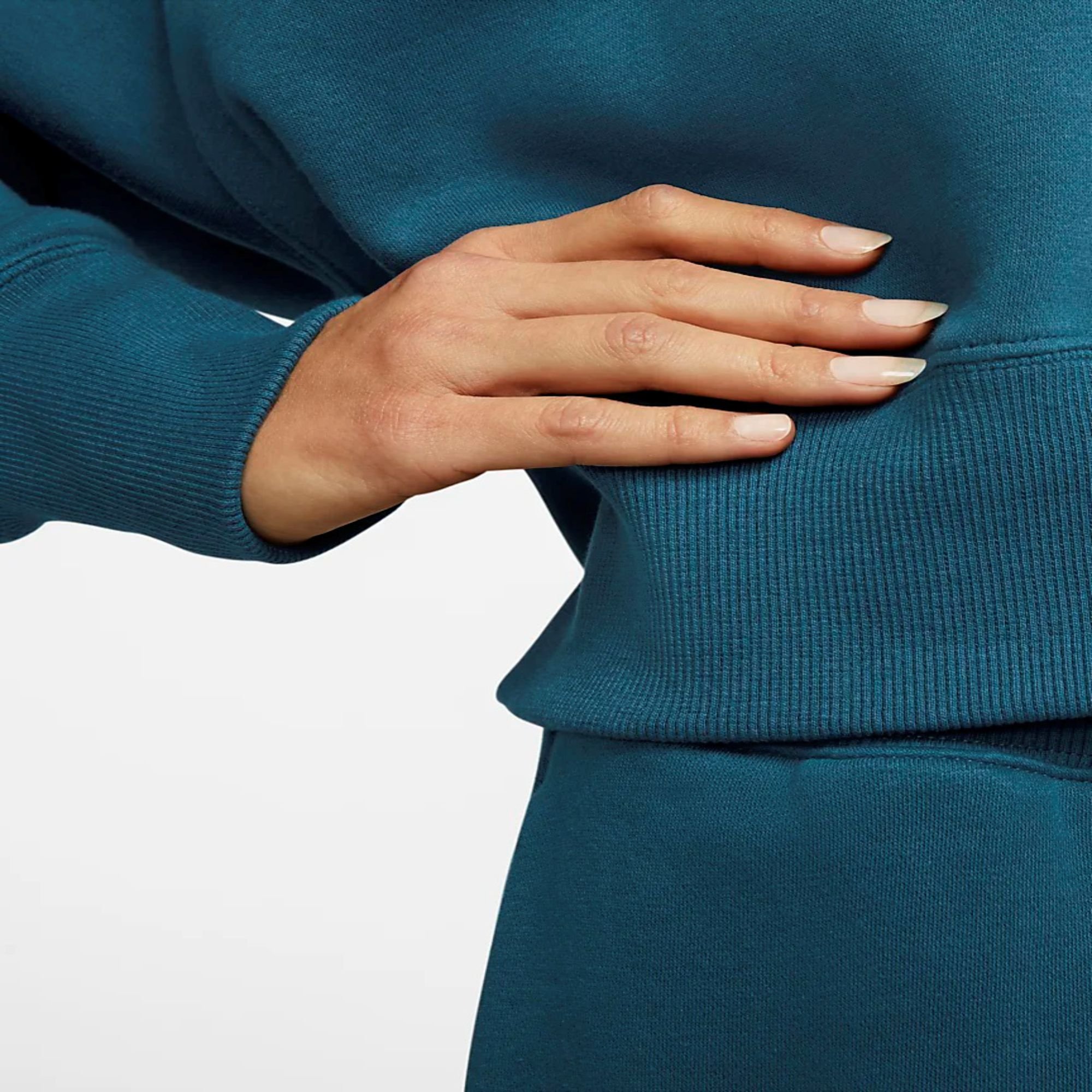 Relaxed Fit Ribbed Crewneck 70% Cotton 30% Recycled Polyester Fleece Ribbed Cuffs and Hem Midnight Black Crop Sweatshirt