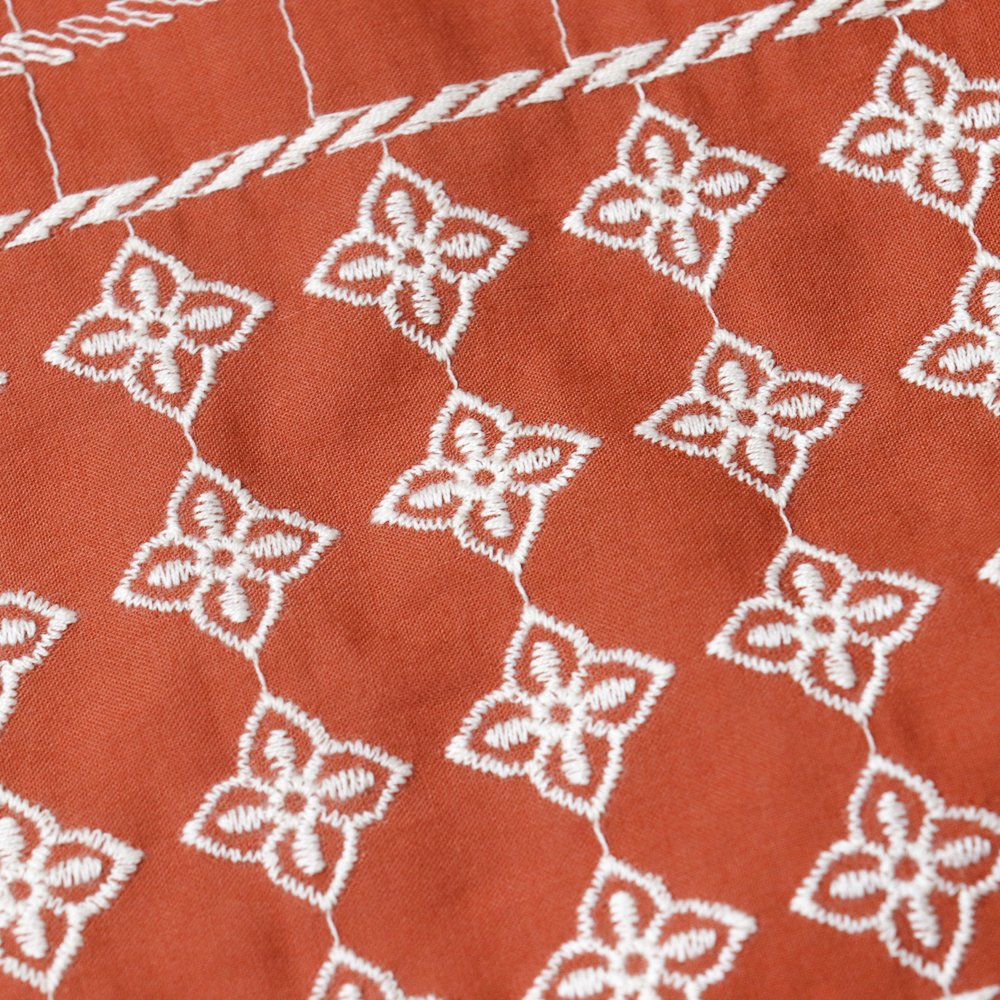 Wholesale Factory Floral 100% Cotton Lace Fabric Embroidered Fabric for Summer Clothes