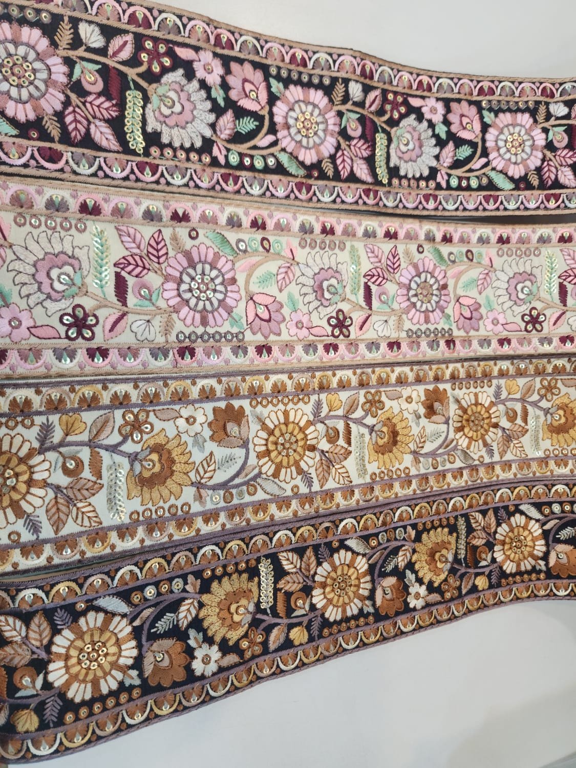 Pretty good quality flower embroidery cotton lace fabric suitable for wedding dress garment