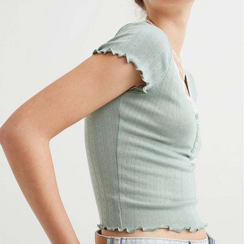 High Quality Custom Knit Cotton Ladies Crop Tops Summer Button Lace Casual Vintage Ribbed Cropped Top For Woman