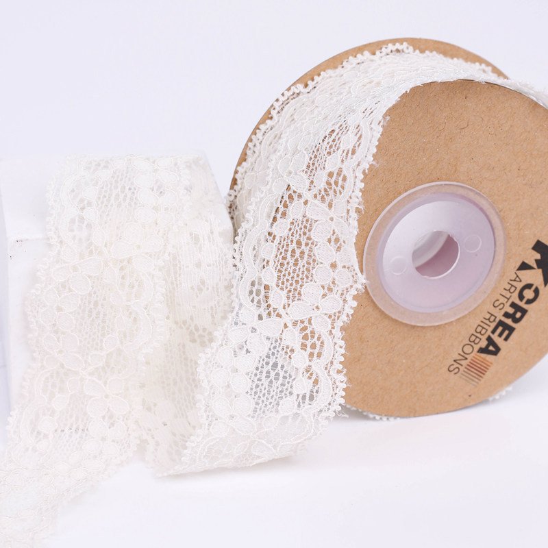 3cm Hollow Flower Lace Ribbon Embroidered Fabric Polyester Lace Ribbon for Handmade DIY Decoration