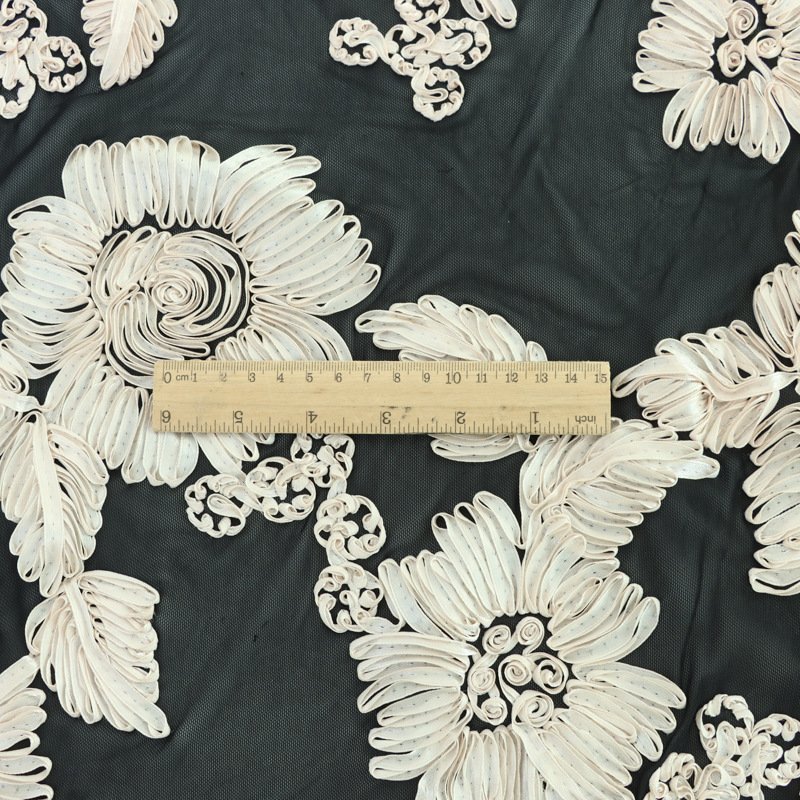 3D Floral Embroidered Mesh Reel Fabric Tulle and Polyester for Wedding Dresses Swimsuits Underwear Bags for Girls