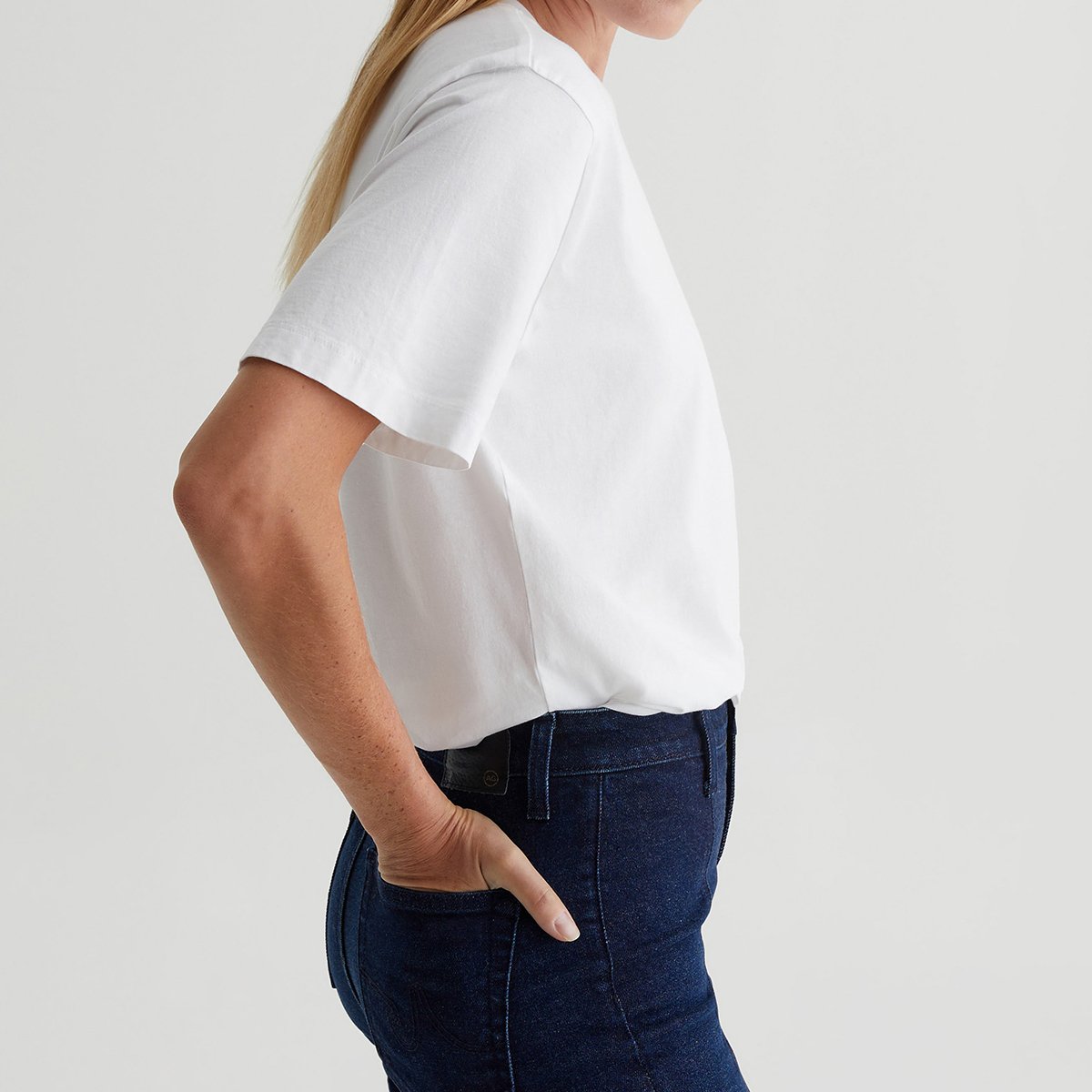 OEM/ODM Women's Boyfriend Cotton Tee - Soft Jersey Fabric, Slouchy Relaxed Fit, Versatile Everyday Wear, Easy-Going Neckline