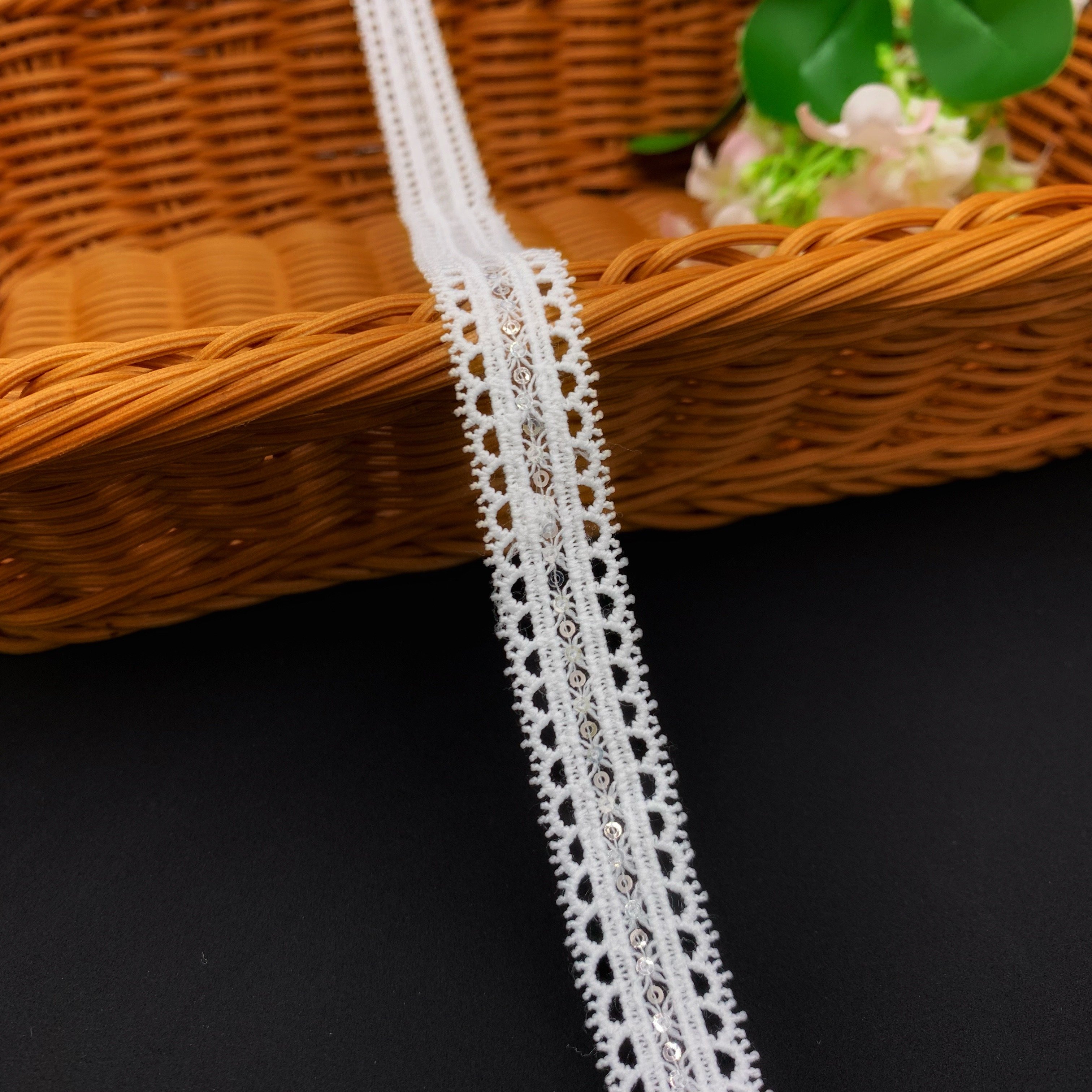 Chinese Water Soluble 100% Polyester White Exquisite Quality Lace Trim