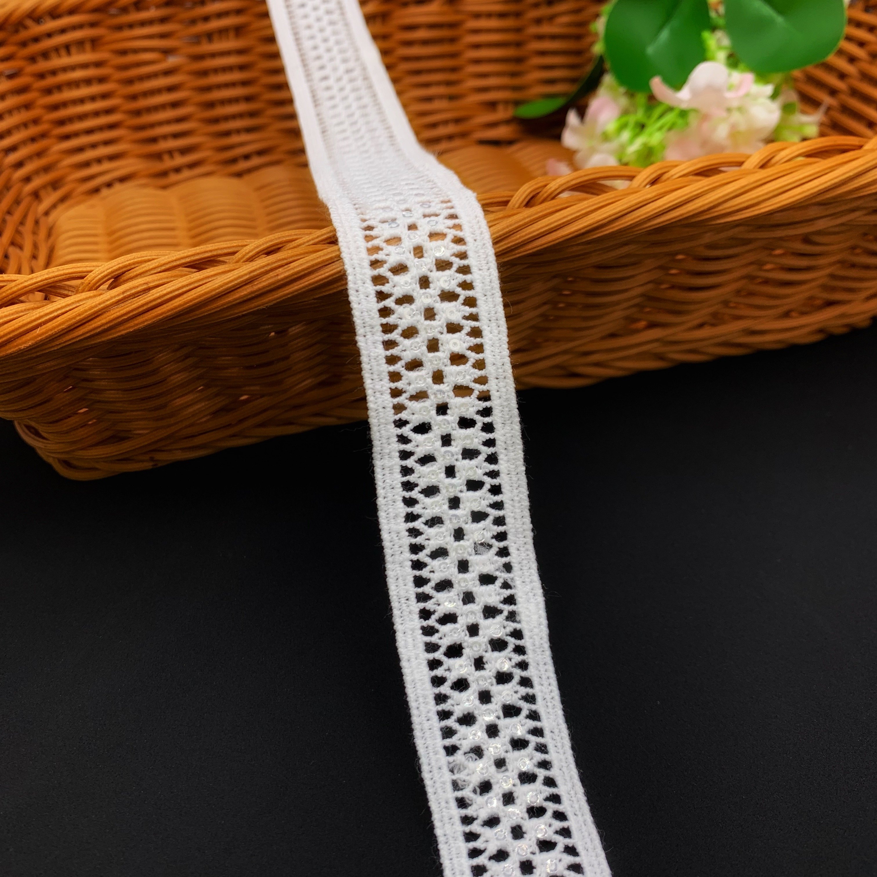 Chinese Water Soluble 100% Polyester White Exquisite Quality Lace Trim