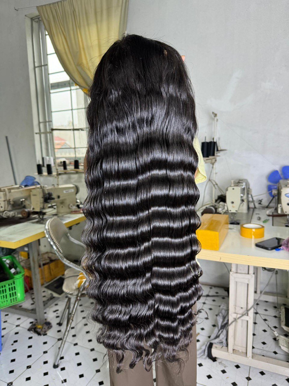 Deep Wavy Natural Straight Black Frontal Lace Wig Black Straight Front Vietnamese Supplier Real Human Hair Wholesale Pricelist