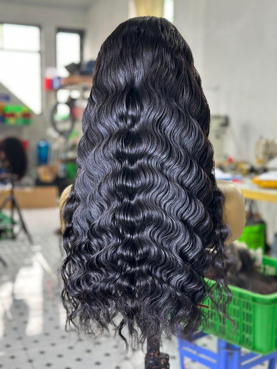 Deep Wavy Natural Straight Black Frontal Lace Wig Black Straight Front Vietnamese Supplier Real Human Hair Wholesale Pricelist