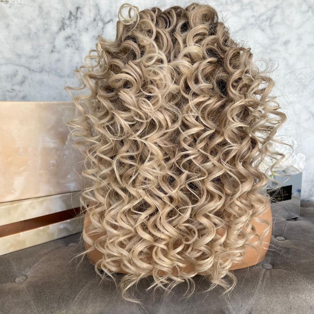 Freedom Wig Ombre Ash Blonde Color Loose Curly Fashion Style Raw Vietnamese Human Hair Full HD Lace Front Wigs For Women