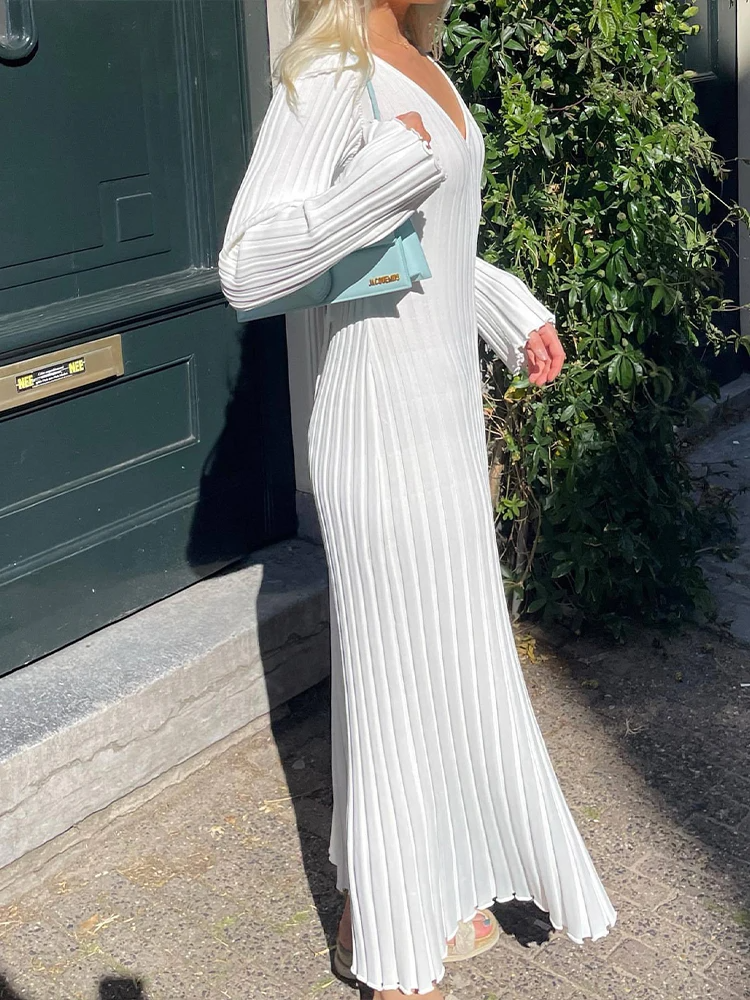 Autumn Winter Knitted V-neck Casual Ladies Ribbed Maxi Robe Elegant Women Pleated Long Dress