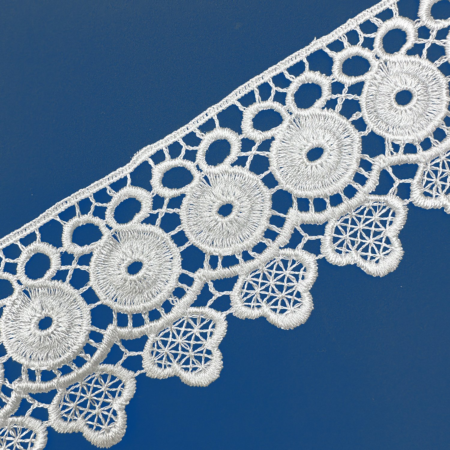 Custom Nigerian Hot Sale New Design White Wide Vintage Renda Chemical Lace Milk Silk Water Soluble Embroidery Lace Fabric Trim