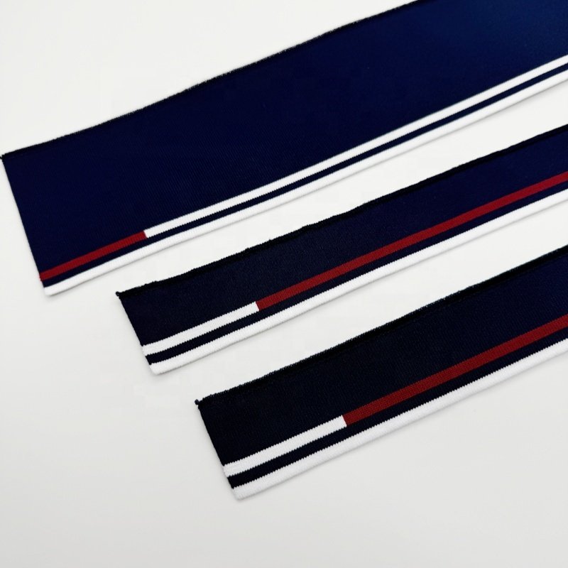 A polyester jacquard fabric ribbed collar accessory