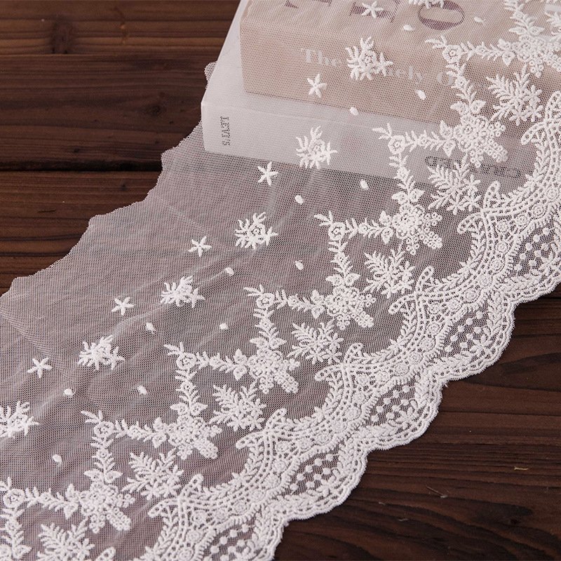 Width Comfortable Mesh Fabric White Embroidery Lace Border Fancy Flower Mesh Lace For Skirt