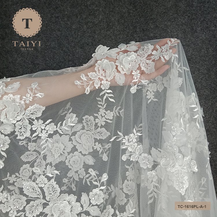 Quality Assurance Floral Embroidery Wedding Dress Lace Fabric 100% Polyester Lace Fabric