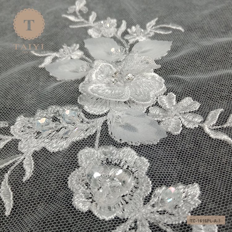 Quality Assurance Floral Embroidery Wedding Dress Lace Fabric 100% Polyester Lace Fabric