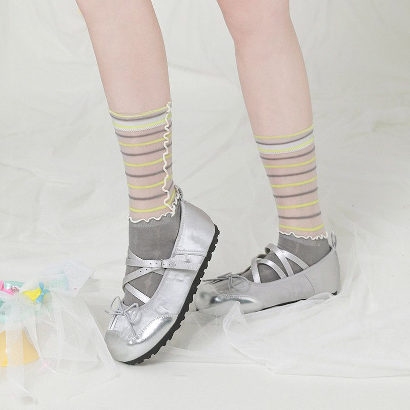 Thin Breathable Glass Wire Midtube Women Socks Ladies Sweet Bubble Ribbed Lace Pile Socks Calf socks