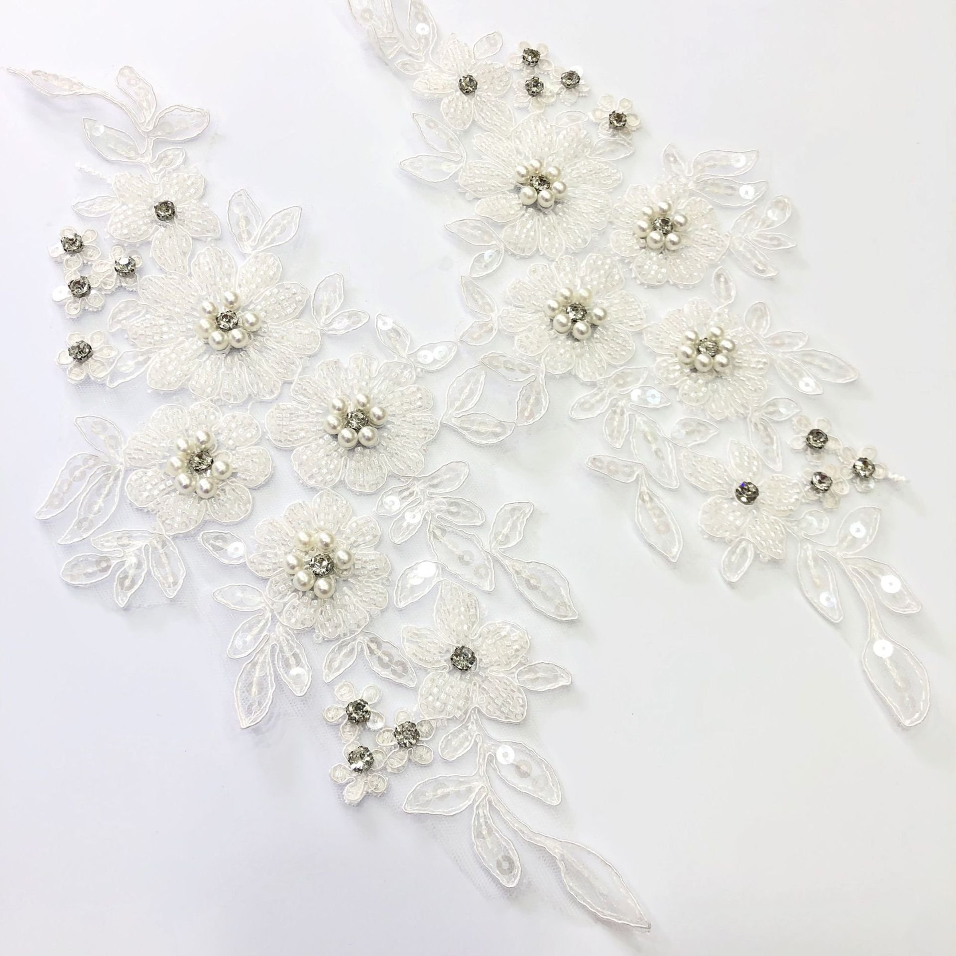 Water soluble 3 d flower Polyester Chemical Embroidery beaded mesh Lace Applique pearls patches For Dress