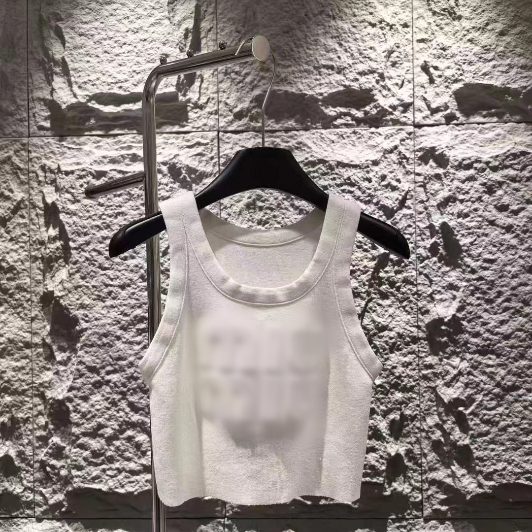 Wholesale designer clothing summer black crop tank top white sleeveless knitted embossed t shirt women