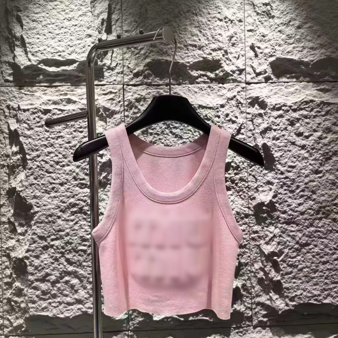 Wholesale designer clothing summer black crop tank top white sleeveless knitted embossed t shirt women