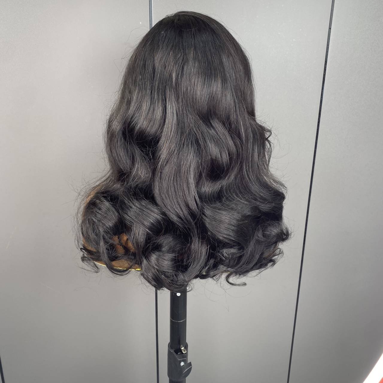 SDD Short Elegant 13x4 HD Full Frontal Body Wave Wig Loose Wavy Lace Front Human Hair Wigs for Women
