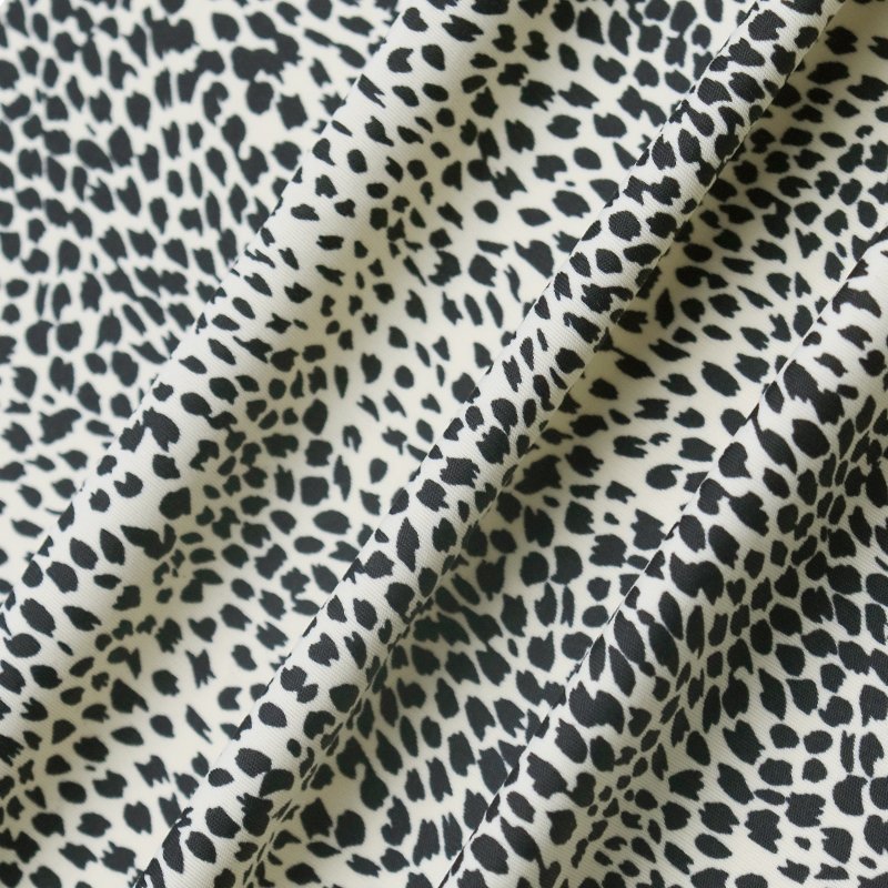 Nylon 77% Spandex 23% Weft Knitted Matte Double-sided Custom Black Dot Printed Fabric For Swimwear/ Underwear