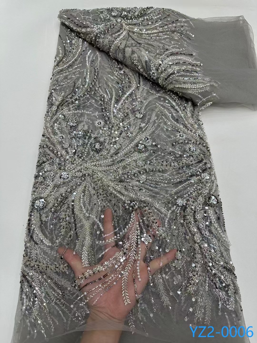 Width 125 cm Polyester Heavy Beaded sequins Embroidery beads Mesh Nigerian Fabric heavy tulle Lace Fabric for wedding Dress