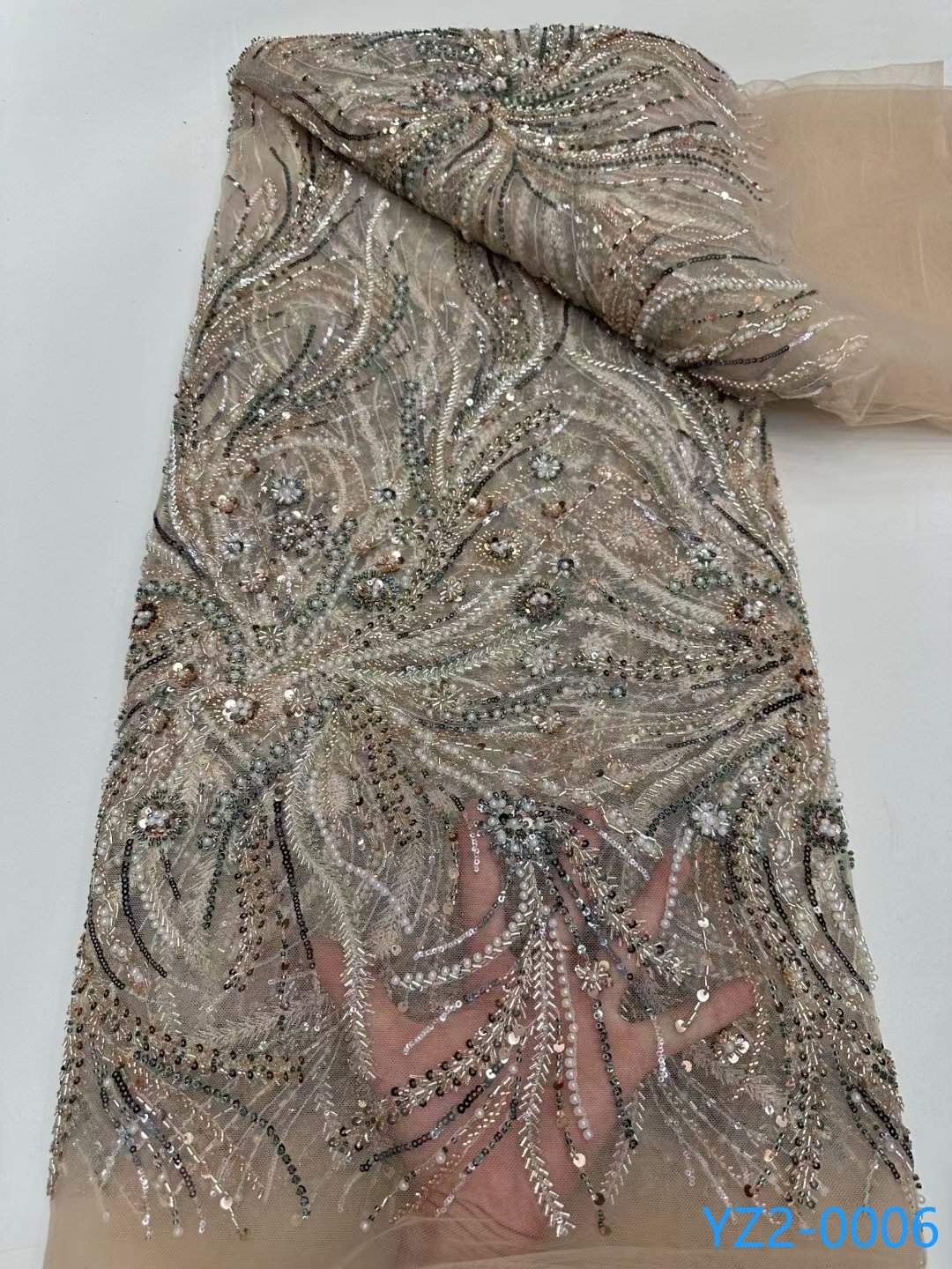Width 125 cm Polyester Heavy Beaded sequins Embroidery beads Mesh Nigerian Fabric heavy tulle Lace Fabric for wedding Dress
