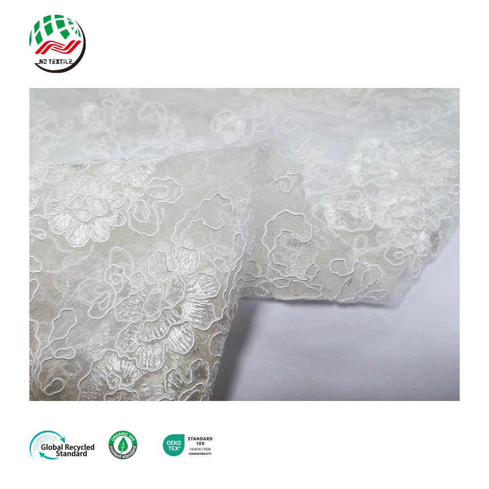 Wholesale White 100% Polyester Tulle Beaded Mesh Embroidery Lace with Flowers Fabric