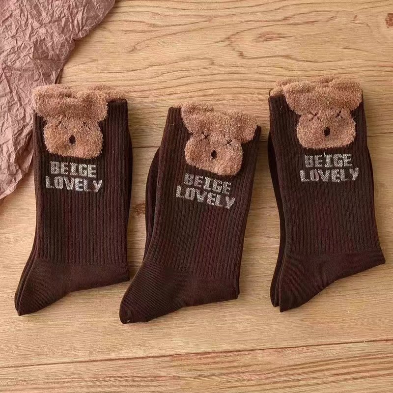 Autumn Winter Fashion Women's Cotton Ribbed Crew Socks Cute Cartoon Girl Design Breathable Knitted Technique Anti-Slip Stockings