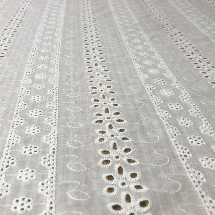 High Quality Pure Cotton Embroidery Lace Fabric 140Cm Ivory Women Clothes Lace Fabric