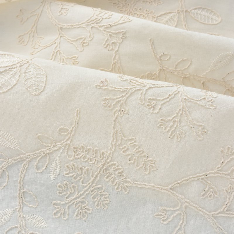 New design white lace fabric cord for women kids dress sleepwear premium quality guipure lace fabric 100% cotton embroidery