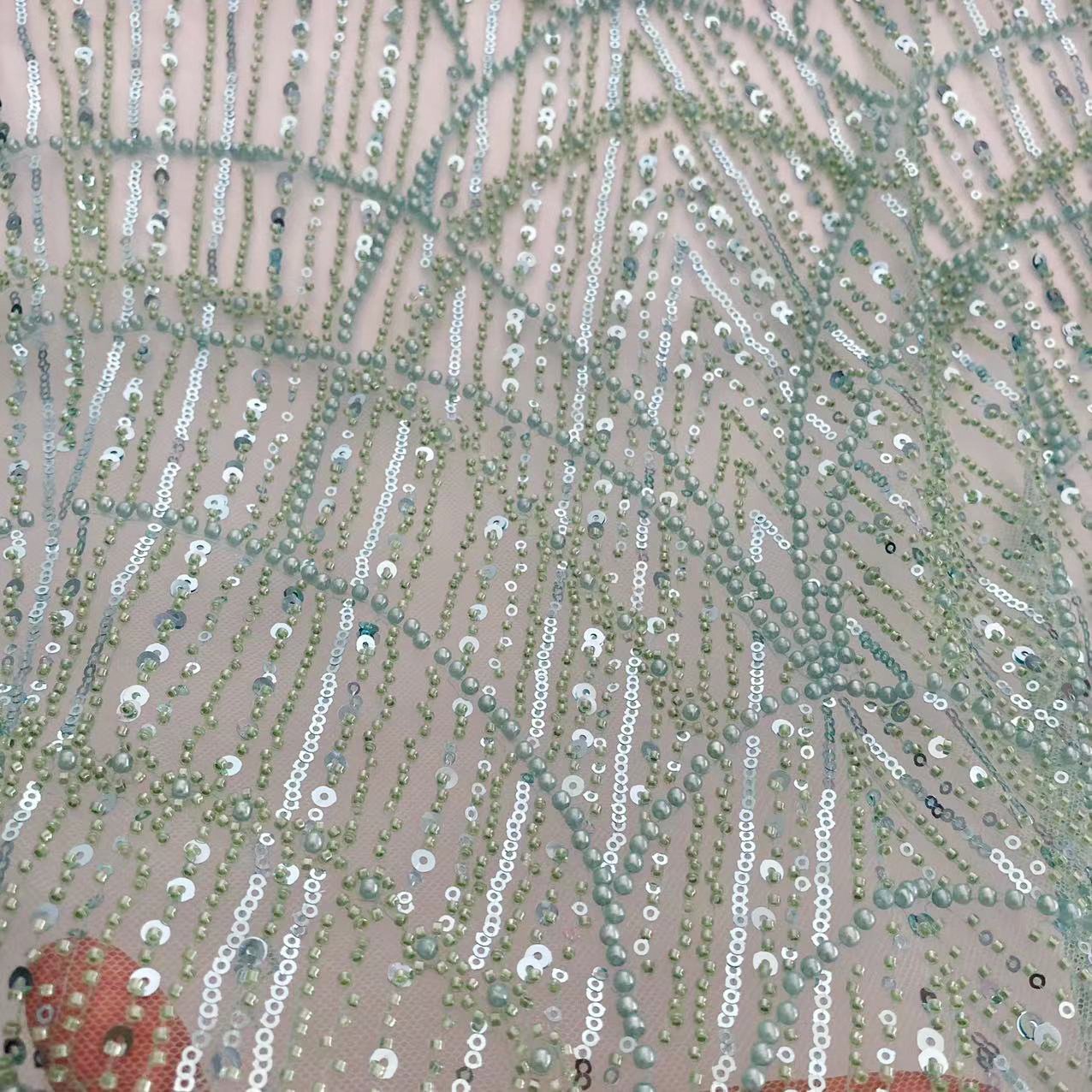 Width 130 cm Polyester sparkly sequins Embroidery beads Mesh african Fabric heavy tulle Lace Fabric for wedding Dress