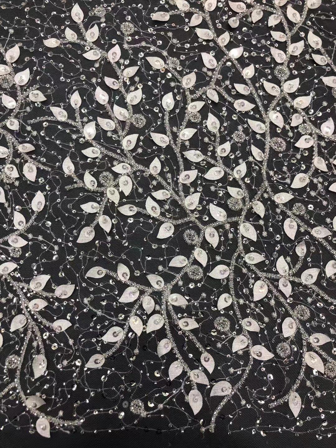 White Shinny Sequin Embroidery Bridal Applique Lace Fabric for Wedding Dress Soft Sarees Party Wear Wedding Embroidery Work
