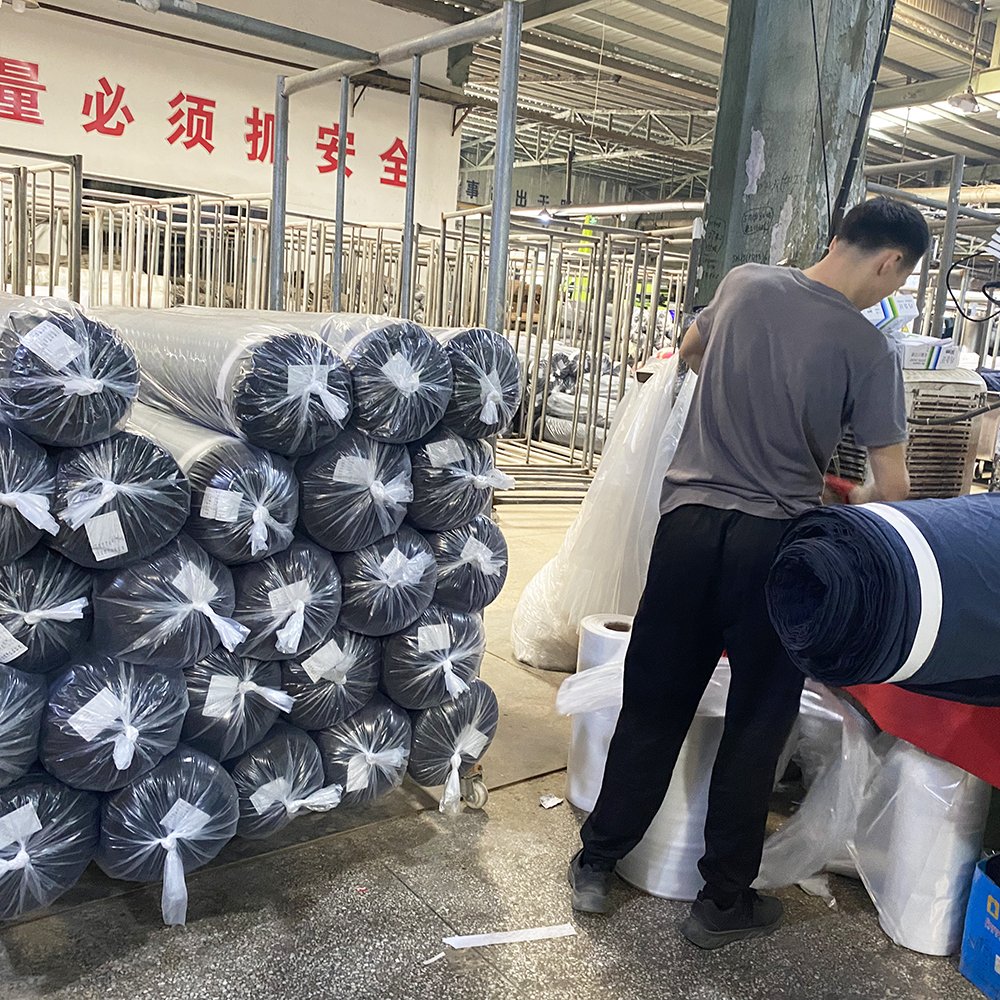 Changxing factory lowest price super poly 220 gsm yard price tricot material for track suit