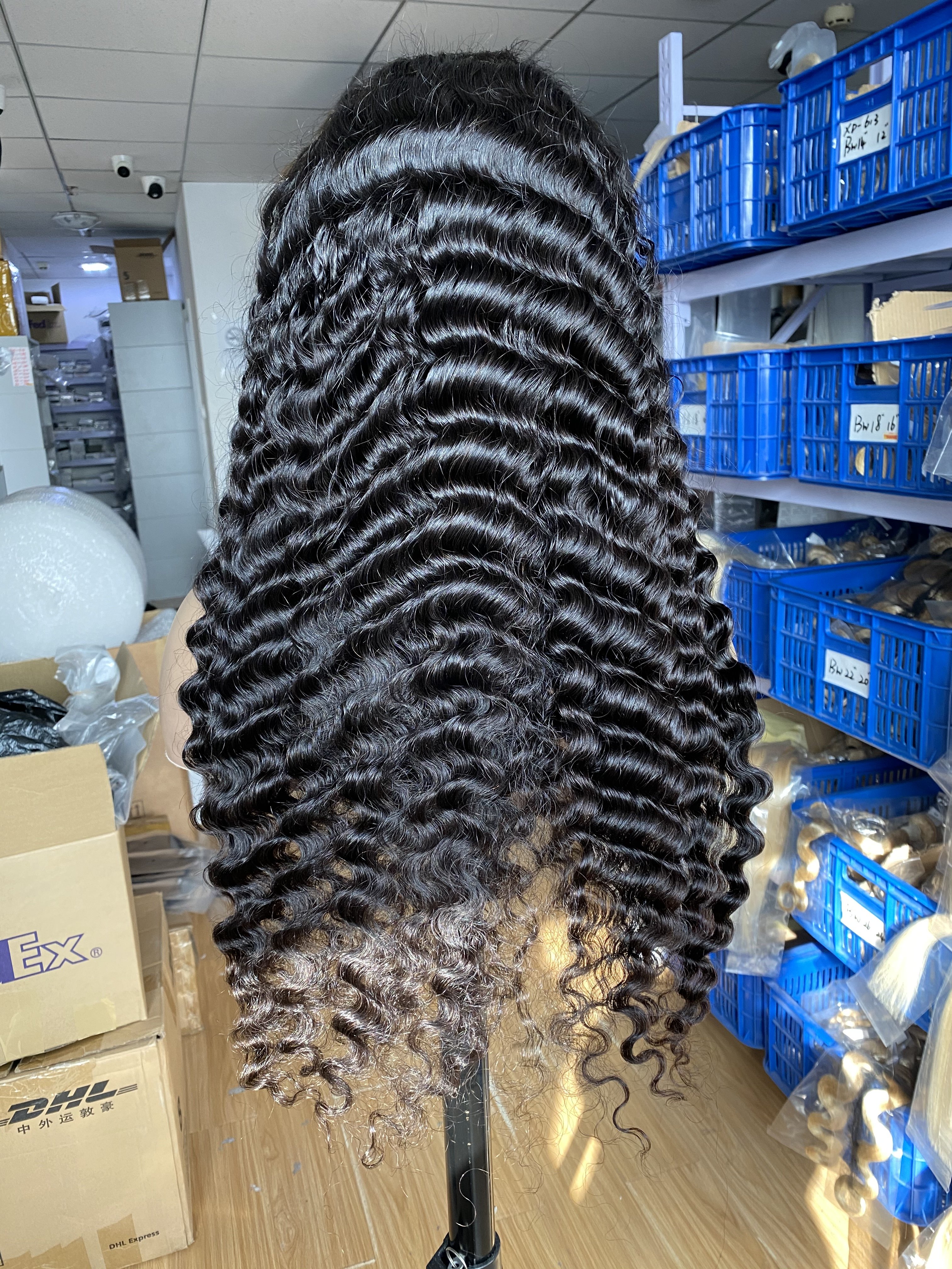 Deep Wave Wig Human Hair Extension Weave Human Hair Lace Frontal HD Wigs For Black Woman