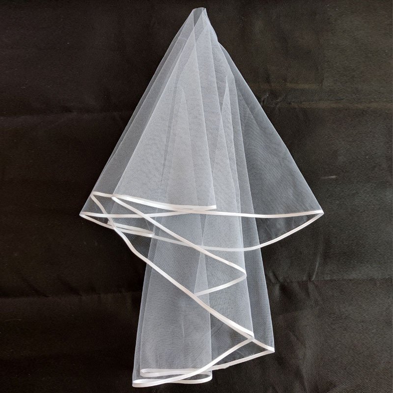 European Style Wholesale White Lace Short Bridal Wedding Veils for Women