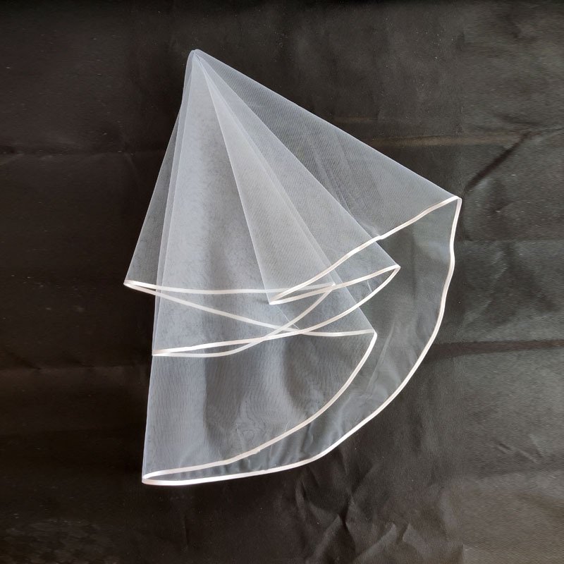 European Style Wholesale White Lace Short Bridal Wedding Veils for Women