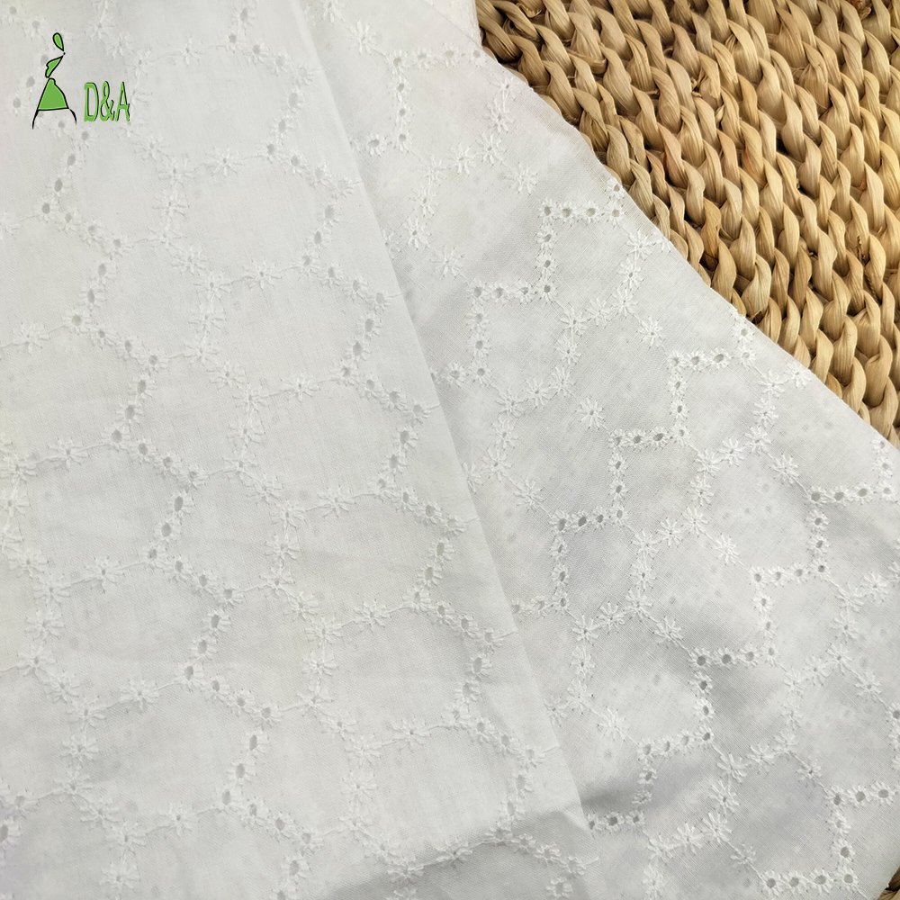 Wholesale Embroidered Textile 100% Cotton White Embroidery Fabric High Quality For Garment