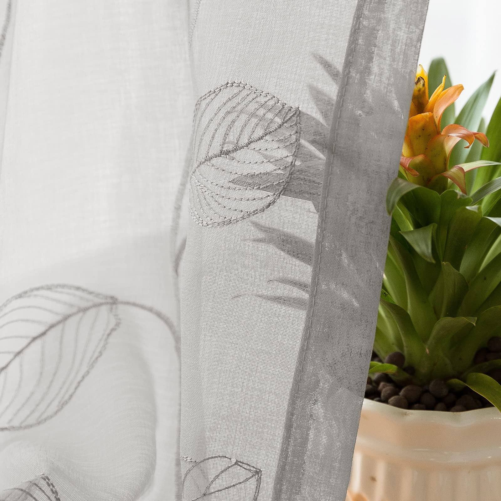 Sale 200g/m embroidery curtain fabric sheer leaf transparent gauze window for the bedroom room
