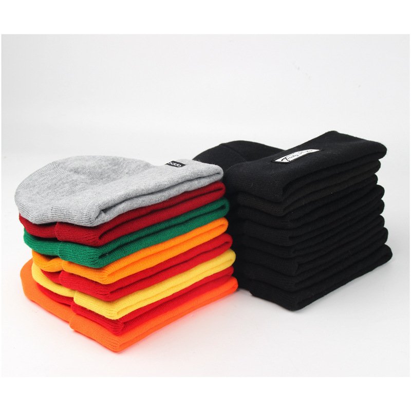 Wholesale 61 Colors Blank Knit Winter Beanie Hats For Outdoor Activities Accept Custom Logo Cold Hat