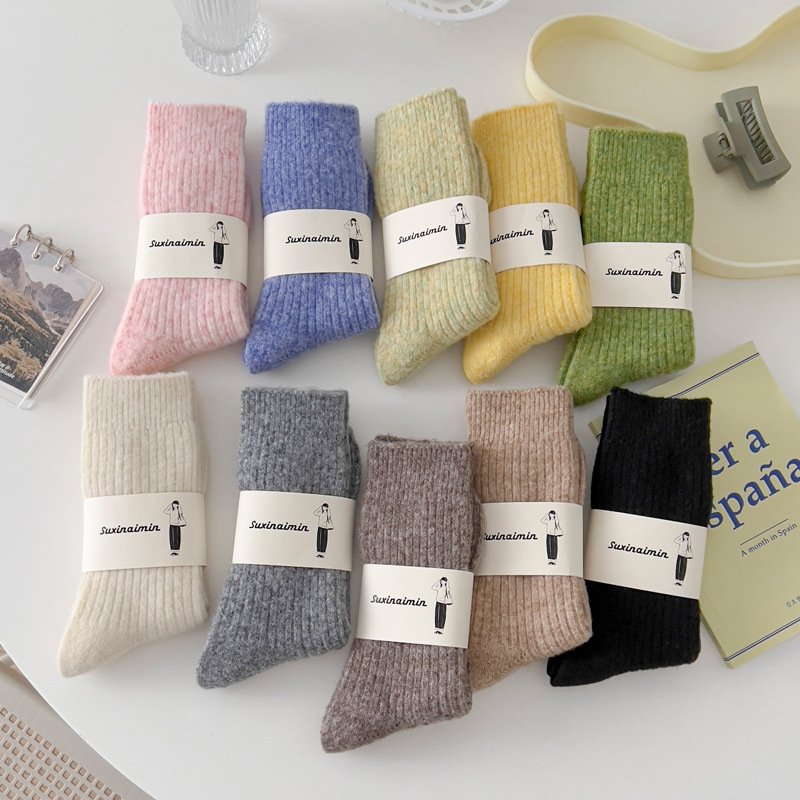 Wholesale women winter thick wool socks loose foldable cuff ladies ribbed cashmere socks