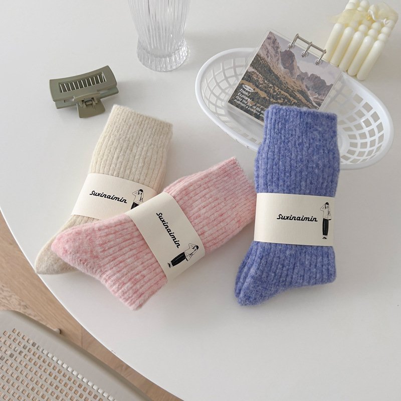 Wholesale women winter thick wool socks loose foldable cuff ladies ribbed cashmere socks