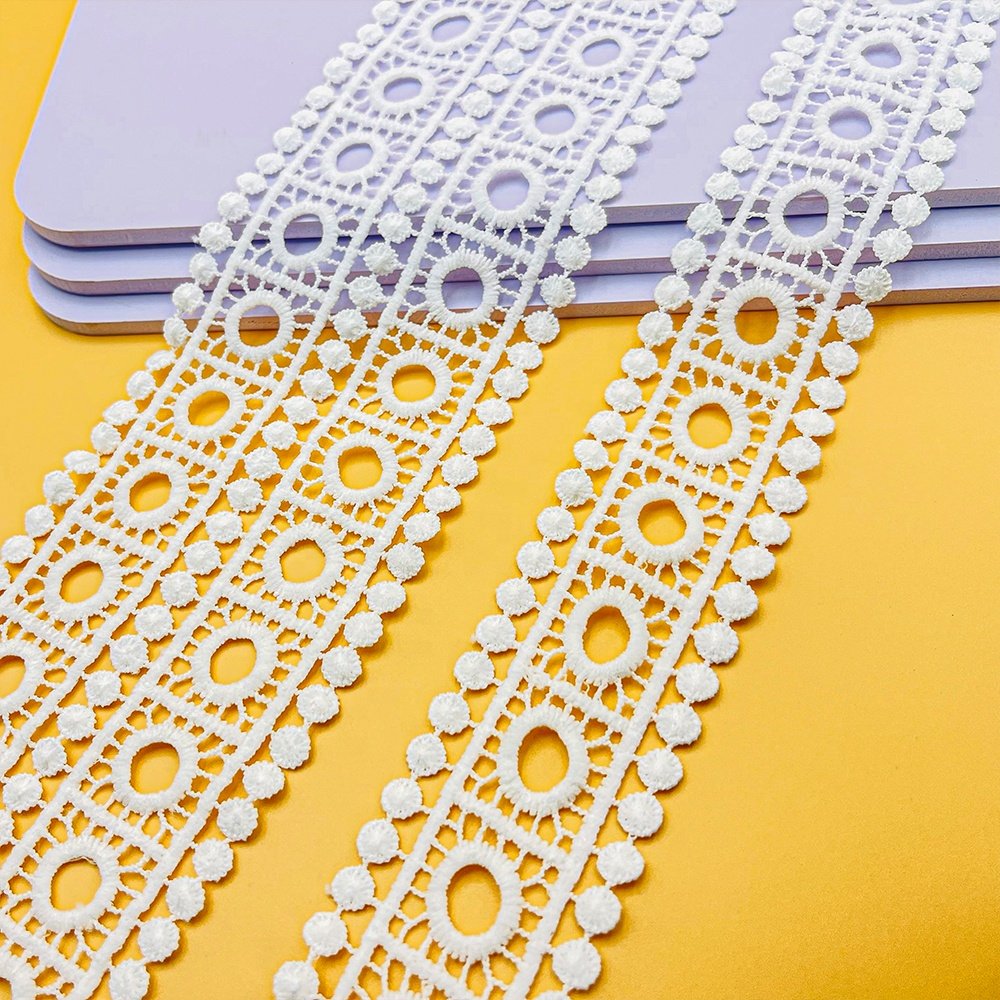 Manufacturers Supply Milk Silk Lace Trim Embroidery Polyester Border Lace Trim For Dress Sewing Supplies Embroidery Fabric