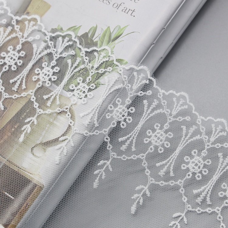 Multi-Function Lightweight Polyester Embroidery Fabric Lace Trim Wholesale Mesh Lace Fabric White Lace Trim