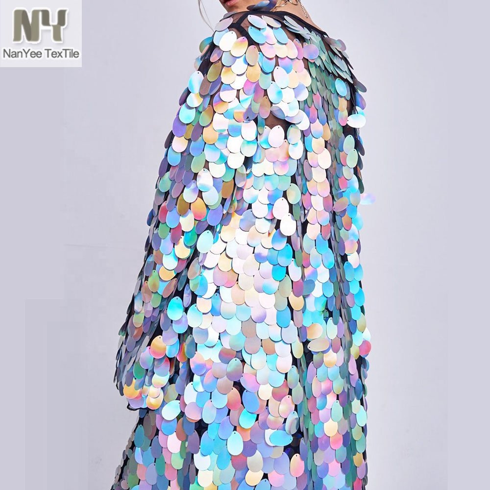 China Wholesale New Fashion Custom Big Silver Iridescent Sparkle Large Sequin Fabric