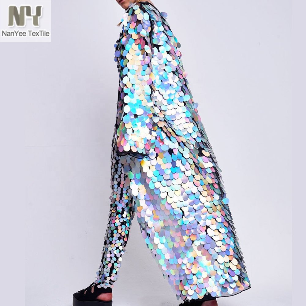 China Wholesale New Fashion Custom Big Silver Iridescent Sparkle Large Sequin Fabric