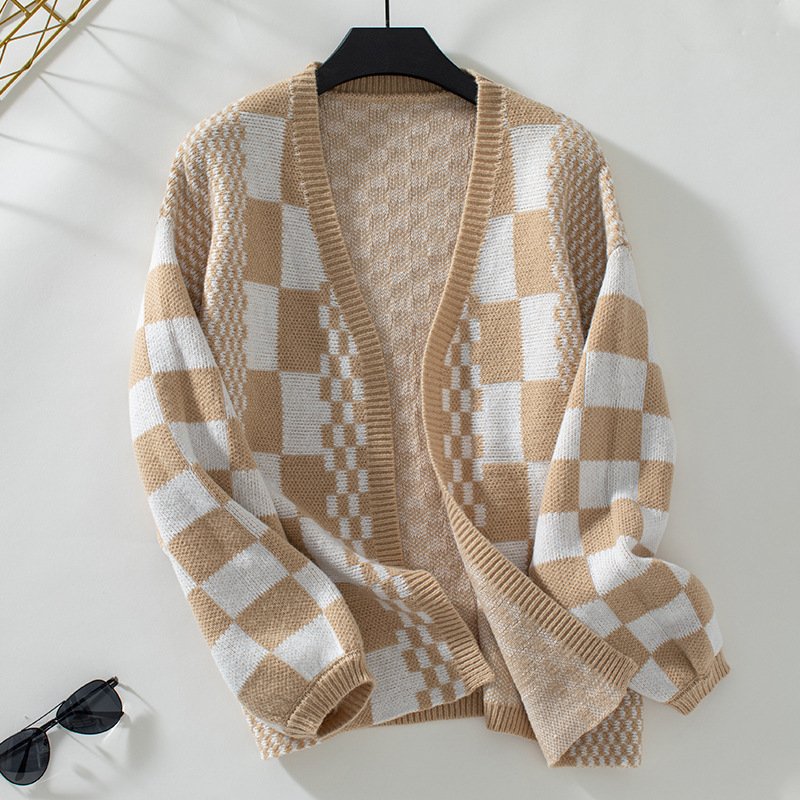 Wholesale winter checkered pattern sweater dropshoulder lantern sleeve top loose ribbed plaid knitted sweaters cardigan women