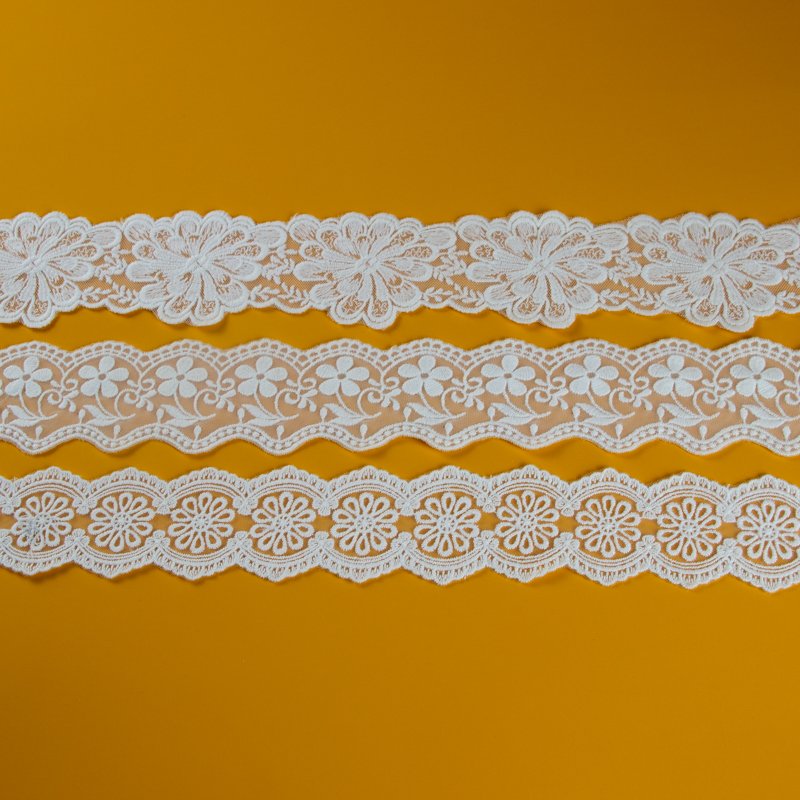 Hot Selling Fashion Handmade Gift Wrapping Nylon Mesh Embroidery Lace Trim White