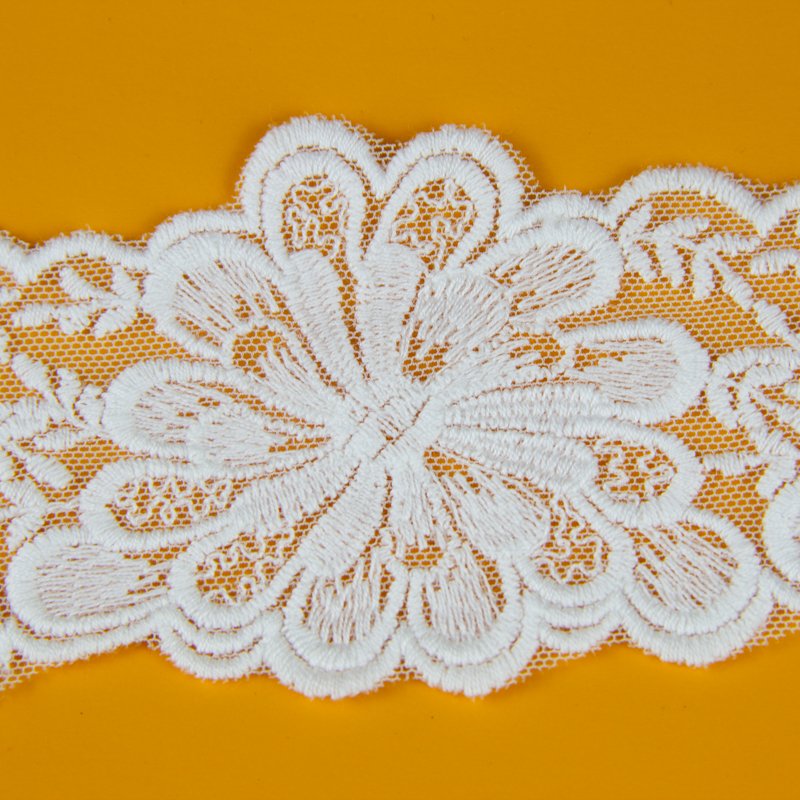 Hot Selling Fashion Handmade Gift Wrapping Nylon Mesh Embroidery Lace Trim White