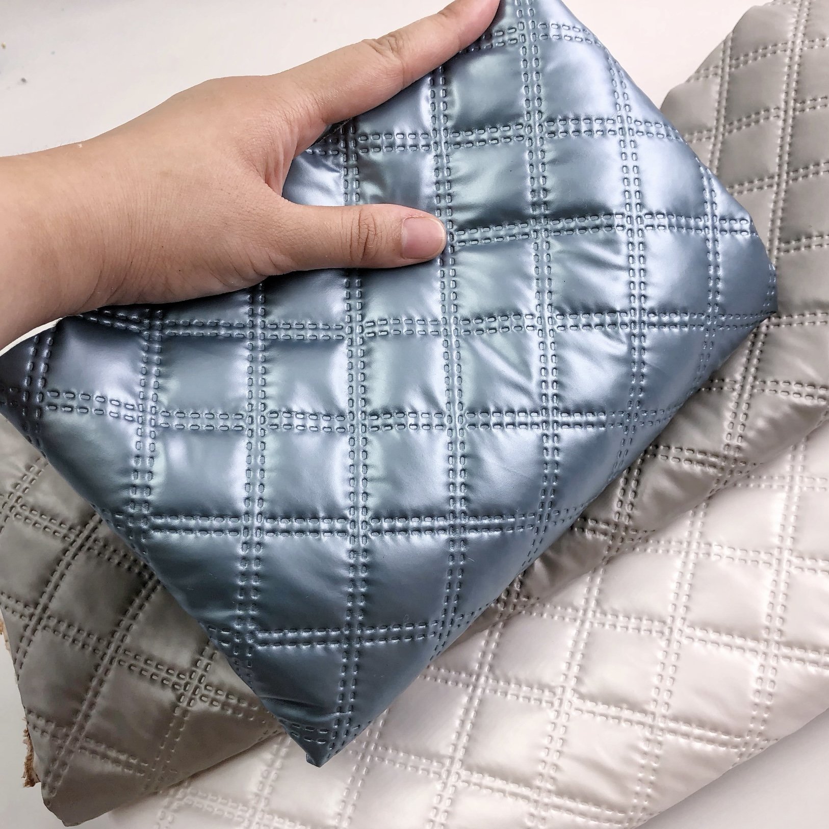 FA-862 Ultrasonic embossing waterproof embroidery 2X2 diamond 2 lines quilted fabric for costume bags shoes